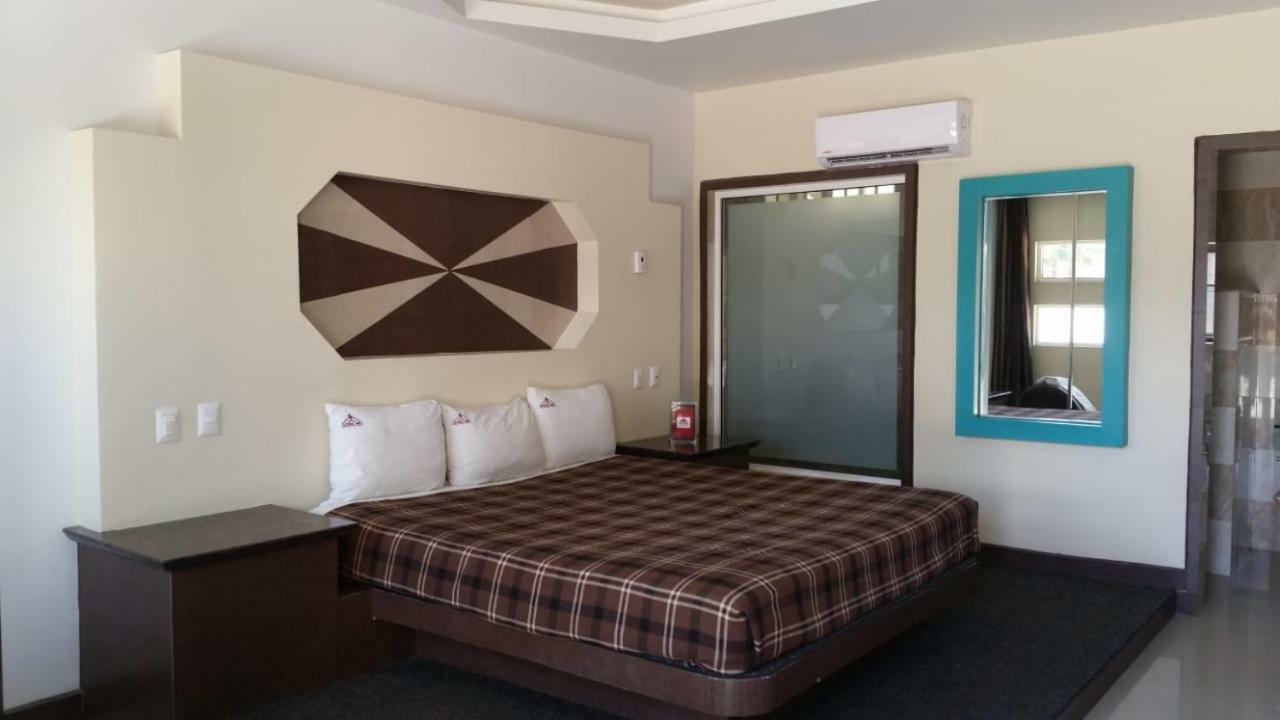 Hotel Azteca Inn Ensenada Luaran gambar