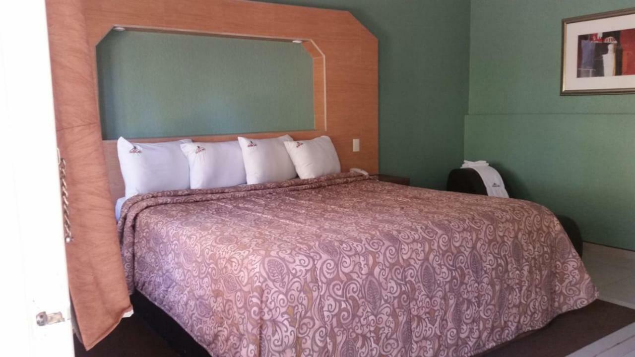 Hotel Azteca Inn Ensenada Luaran gambar